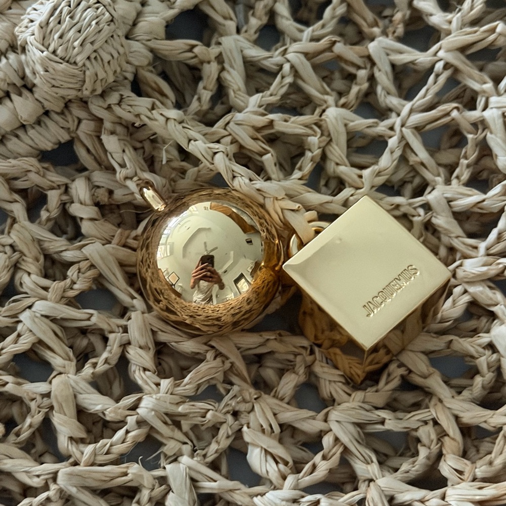 JACQUEMUS Spiaggia Small raffia basket bag - Picture 8 of 10